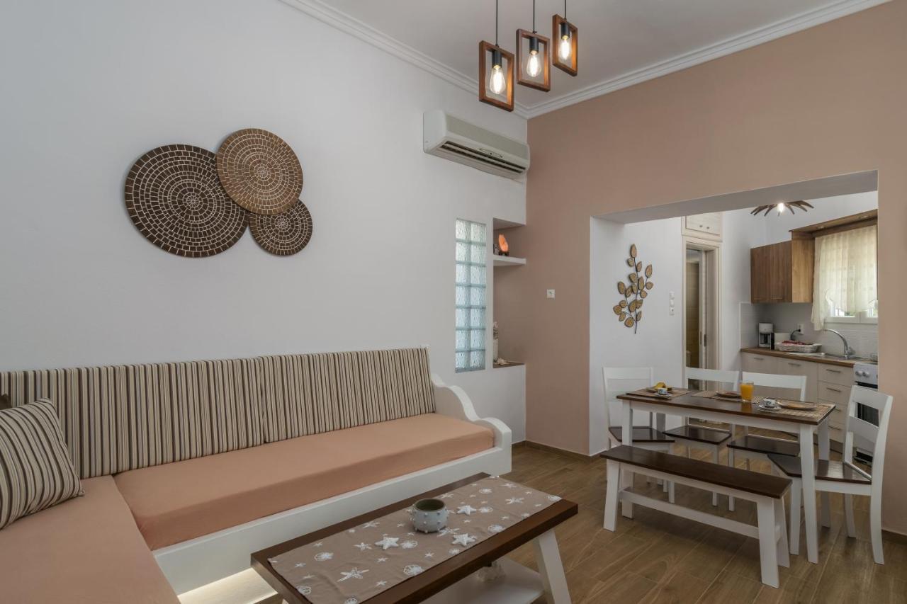 Holiday Home Triovasalos Milos エクステリア 写真