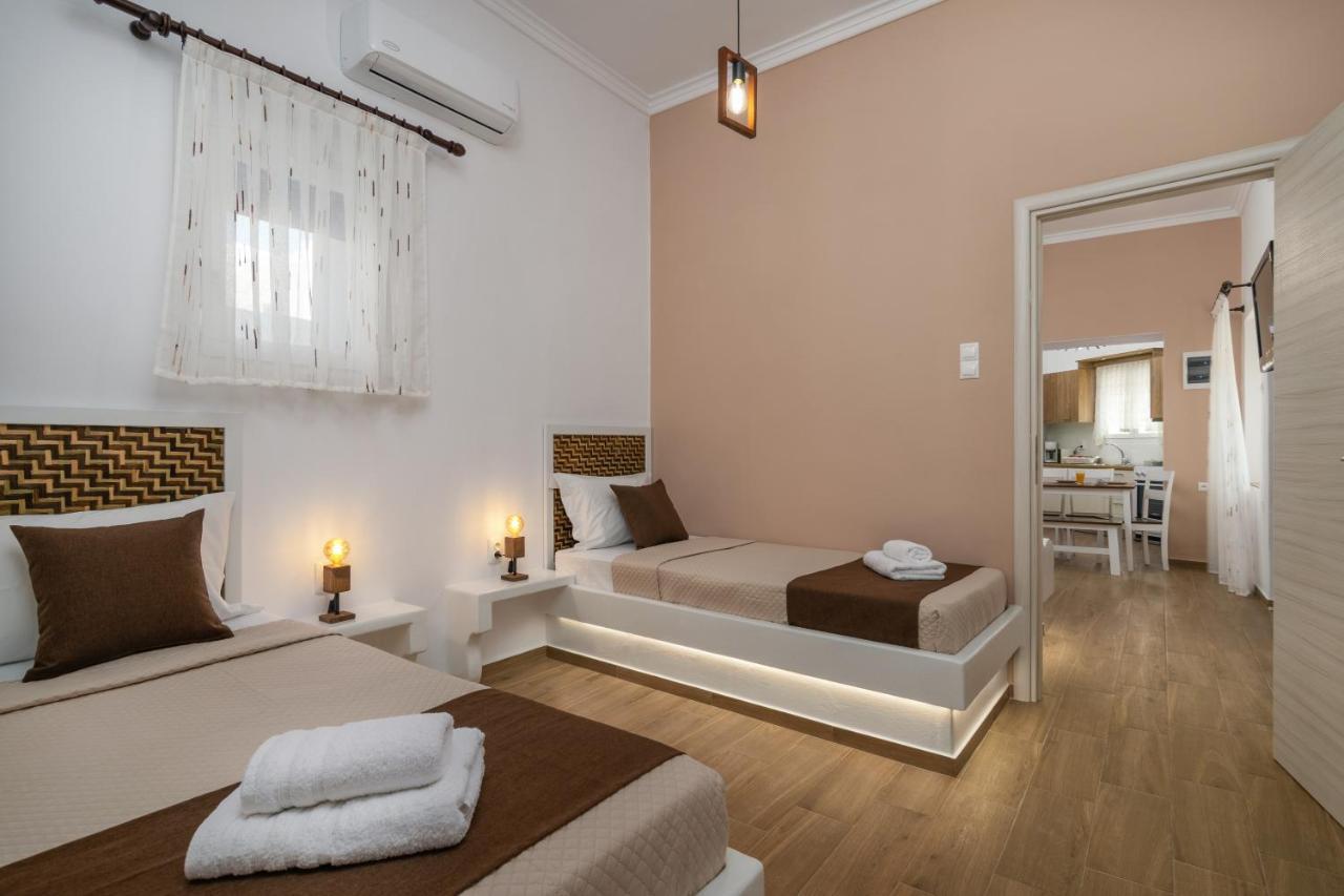 Holiday Home Triovasalos Milos エクステリア 写真