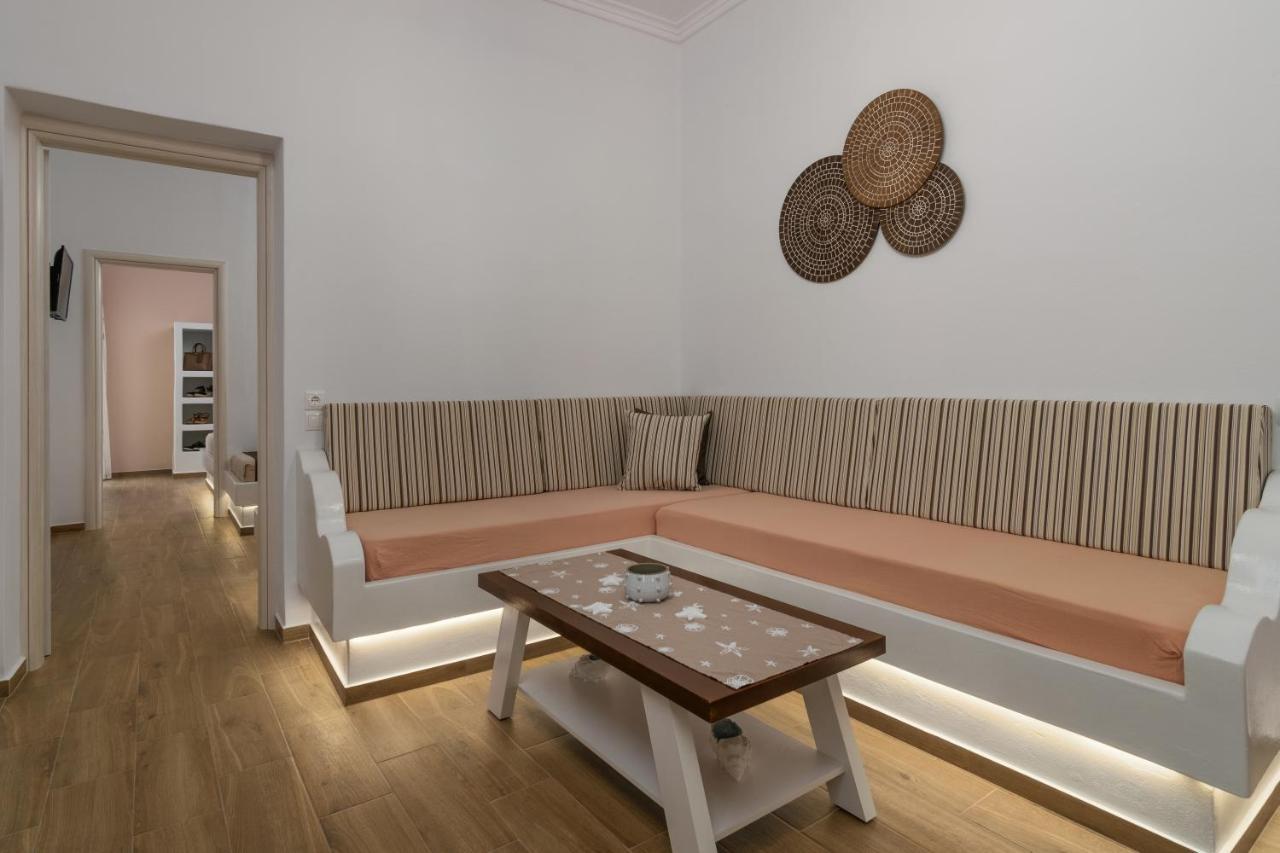 Holiday Home Triovasalos Milos エクステリア 写真