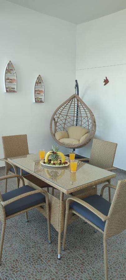 Holiday Home Triovasalos Milos エクステリア 写真
